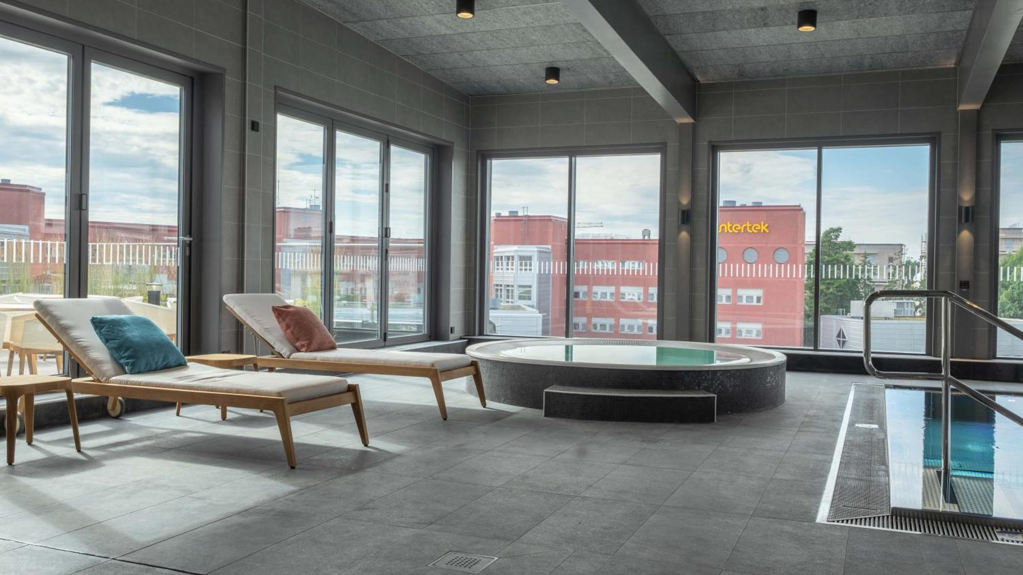 Voco - Kista By Ihg Hotelli Tukholma